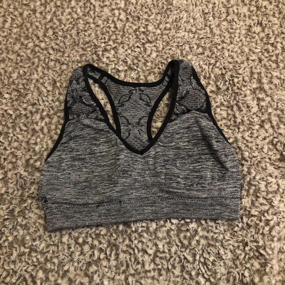 Sports bra
